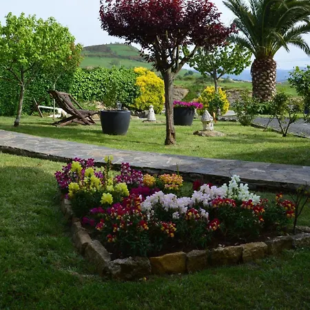 El Jardin 3* Сантильяна-дель-Мар