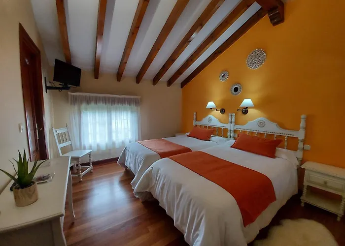 El Jardin Kro Santillana del Mar