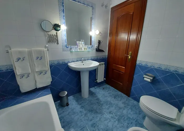 El Jardin Kro Santillana del Mar